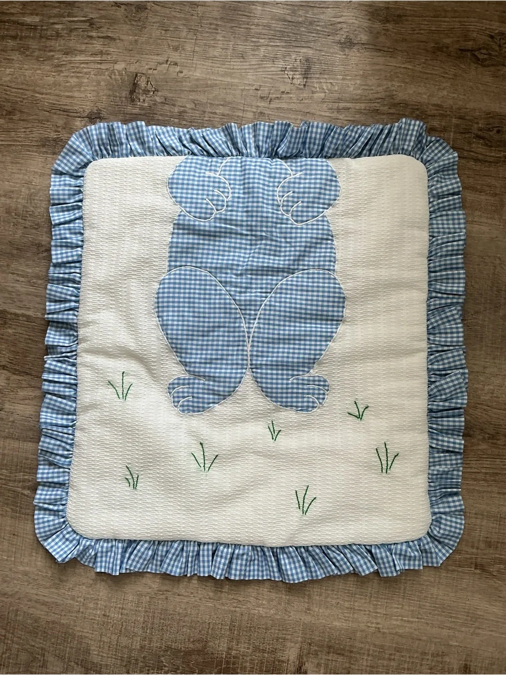 Blue Gingham Bunny Appliqué Baby Quilt adorable handmade 22x24